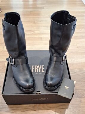 Frye Veronica Short Leather Boots